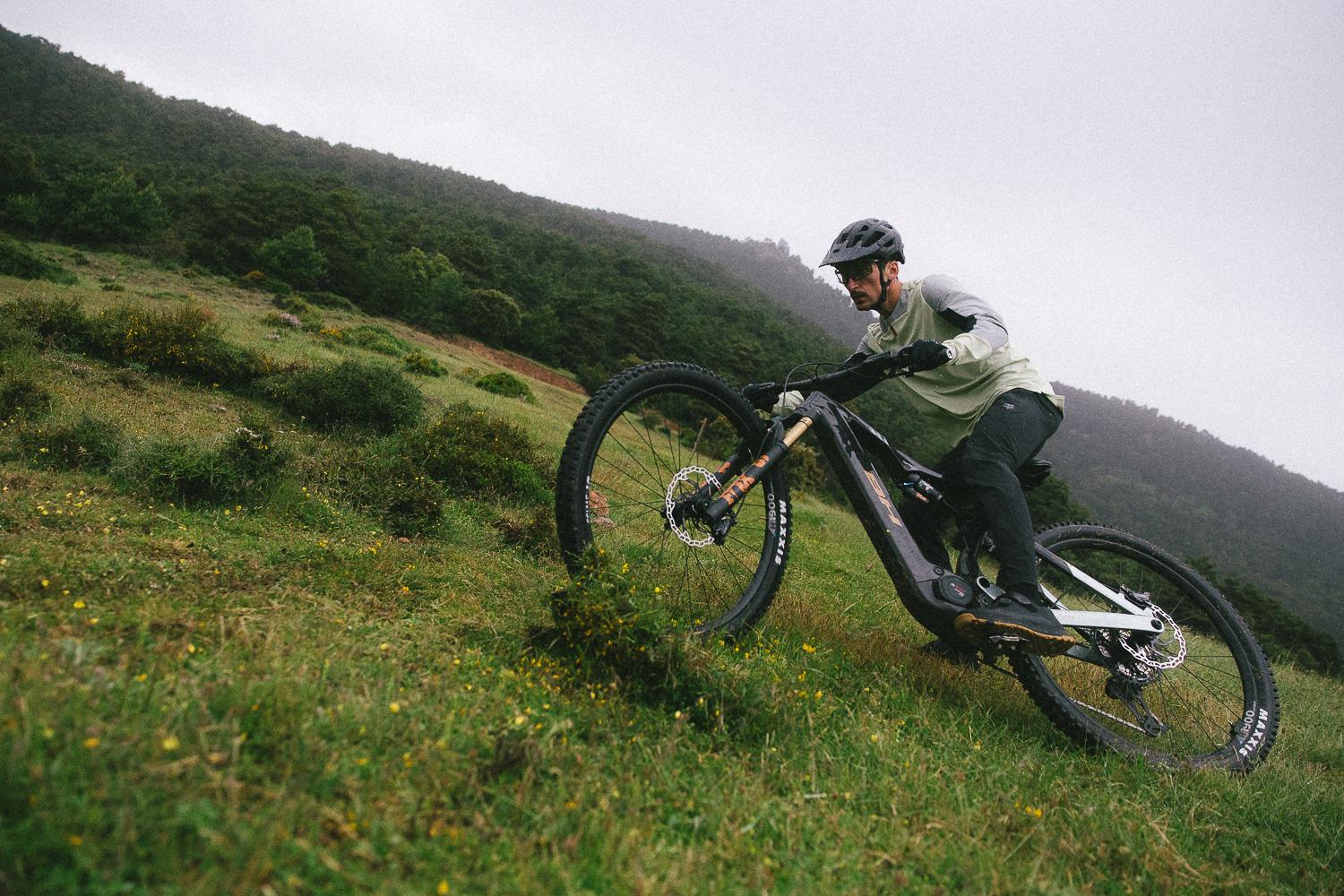 BH verbindet den Lynx-Spirit mit BOSCH Power: Das neue iLynx+ NX