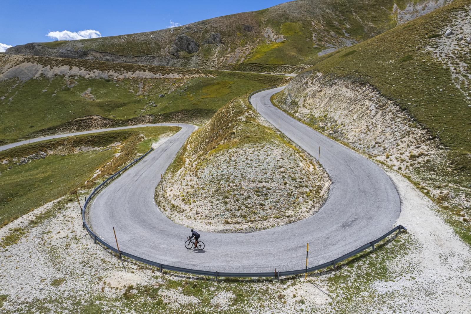 Fit mit Sumi: Bei der Passkontrolle