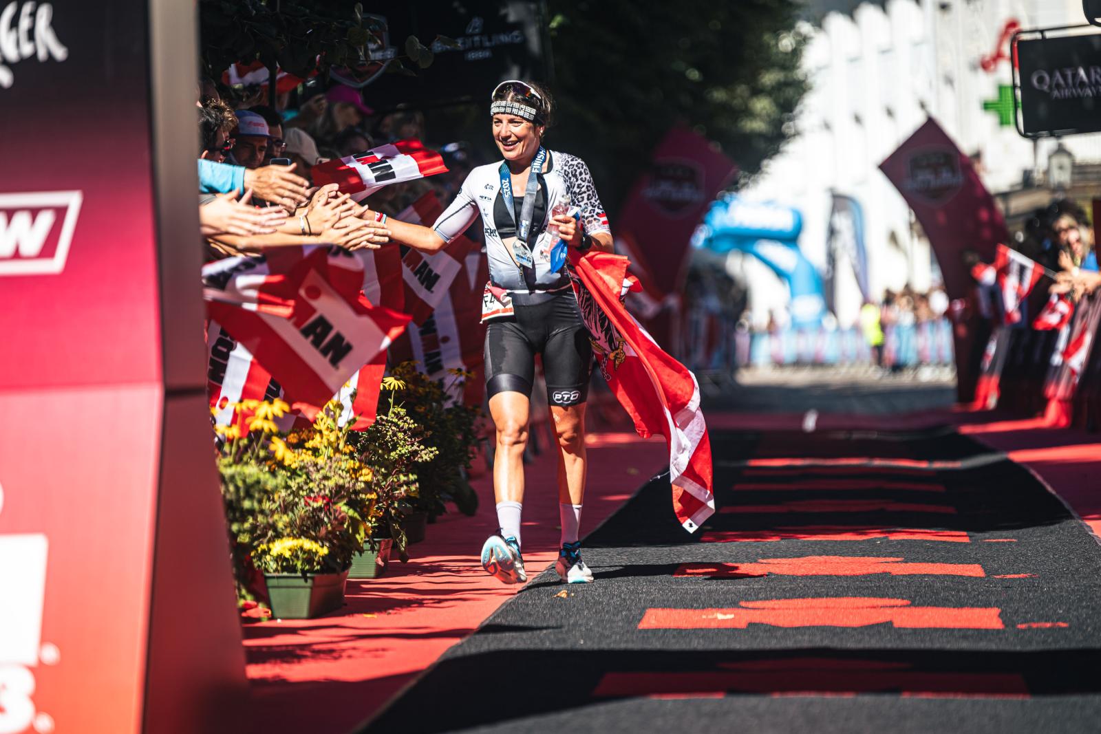 ZWEITER PLATZ FÜR ÖSTERREICHERIN LISA PERTERER UND DEUTSCH-BRITISCHE SIEGE BEIM AUSVERKAUFTEN IRONMAN 70.3 2025 IN ZELL AM SEE-KAPRUN