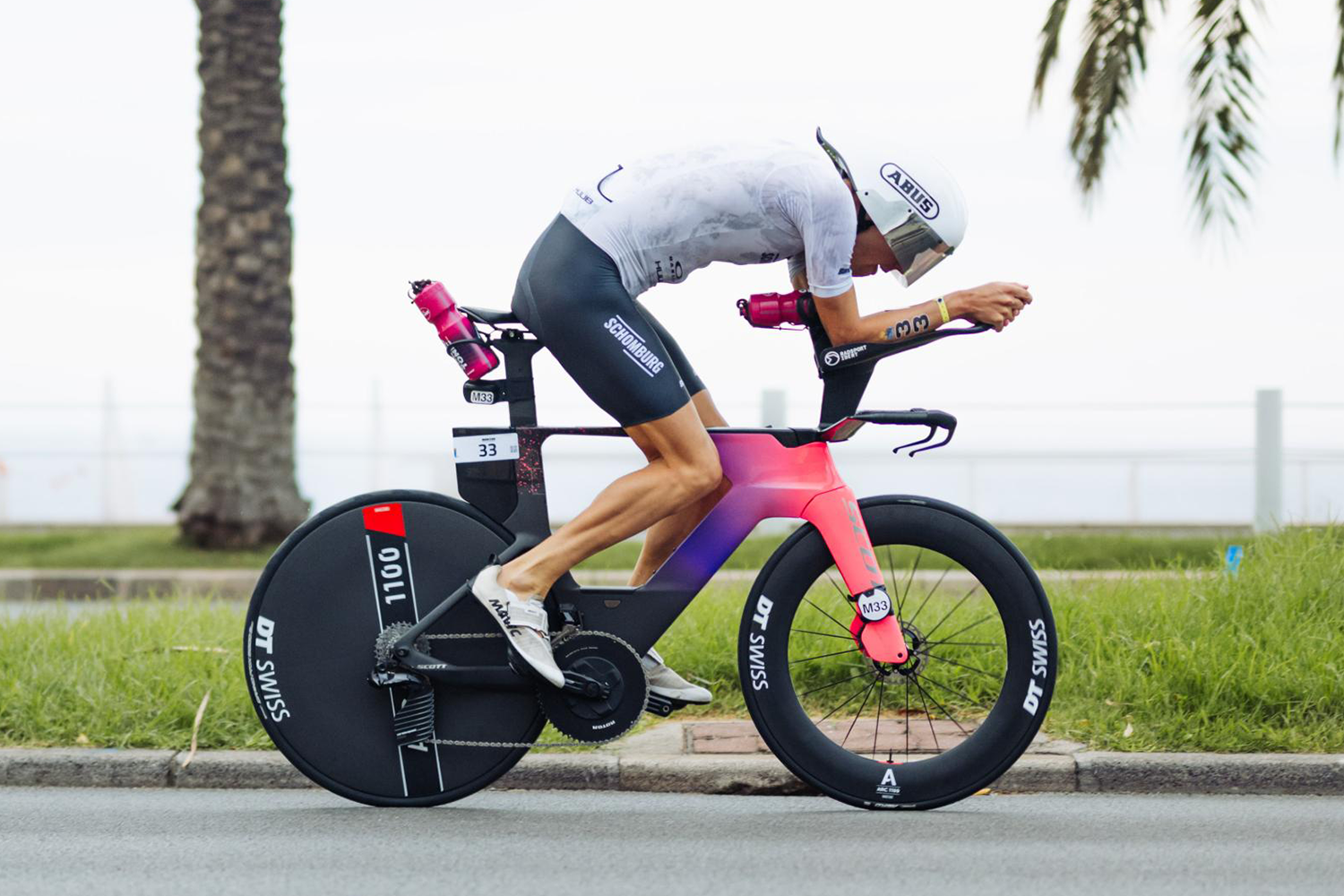 ABUS gibt Partnerschaft mit Triathlet Jonas Schomburg bekannt