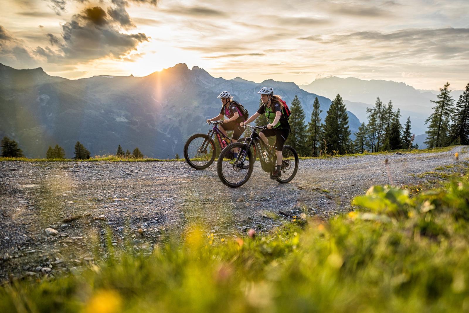 Im Tal der Almen: Bike & Hike mit Genuss