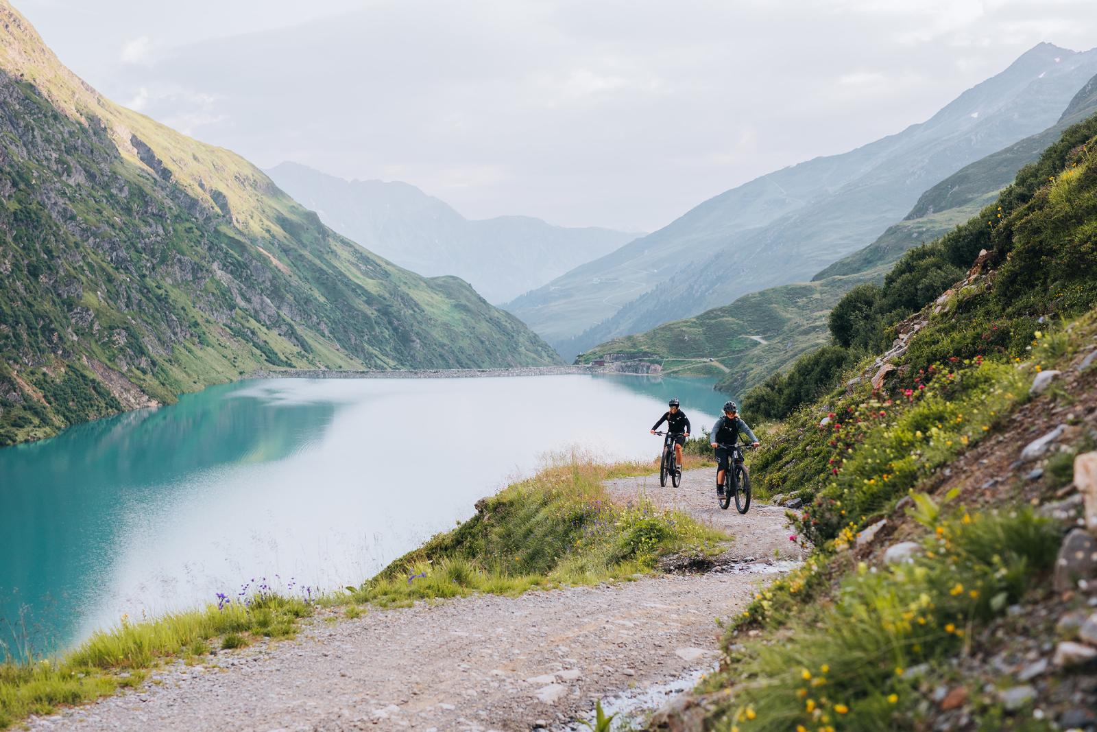 Diese 5 Bergseetouren sind noch echte Bike-Geheimtipps