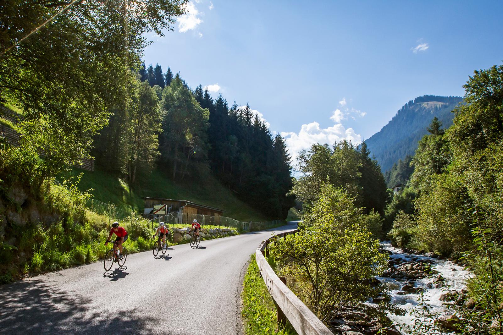 Top 20 Highlight-Touren mit Rennrad 2026