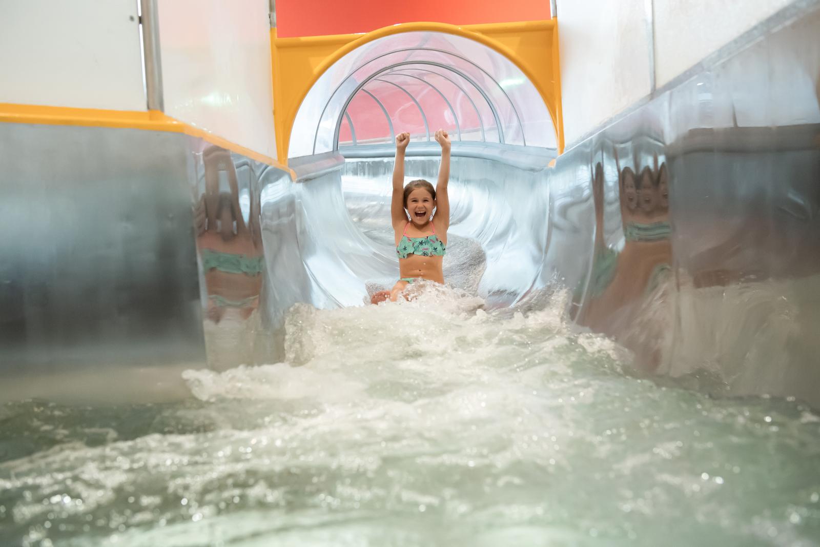 Rutschen, schwimmen, laufen: Das ist der Junior Extreme Triathlon in der Sonnentherme!