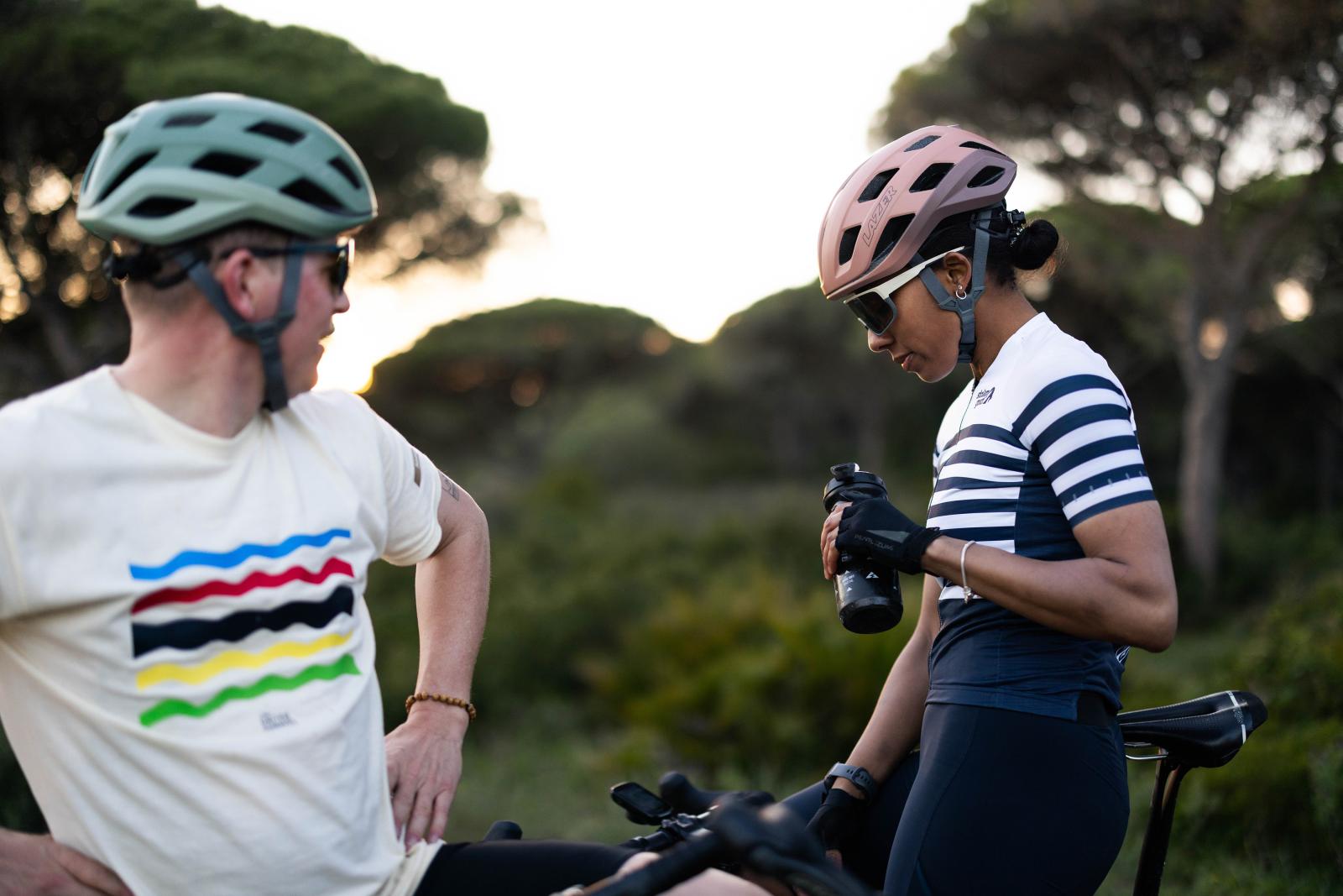 Neuer Lazer Blade KinetiCore: Ein Helm für Straße und Gravel