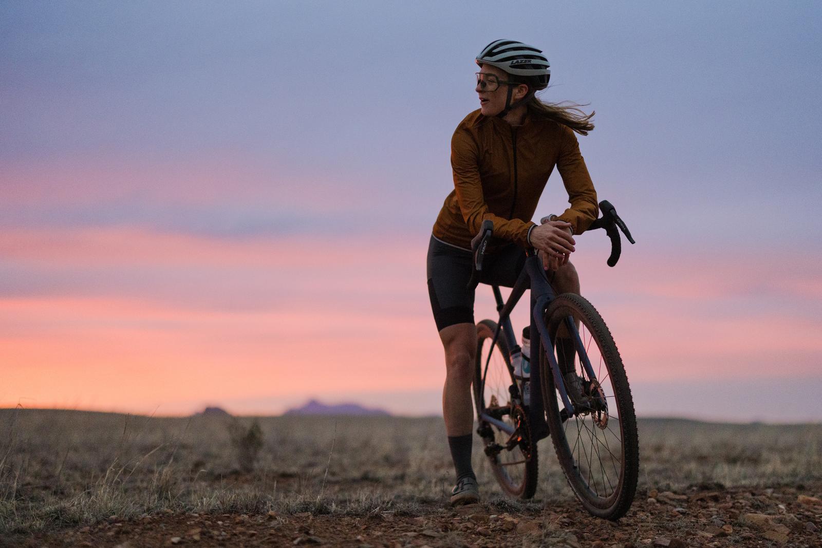 Gravel Code: Bekleidung, Helme und Schuhe zwischen Style, Funktion und Freiheit