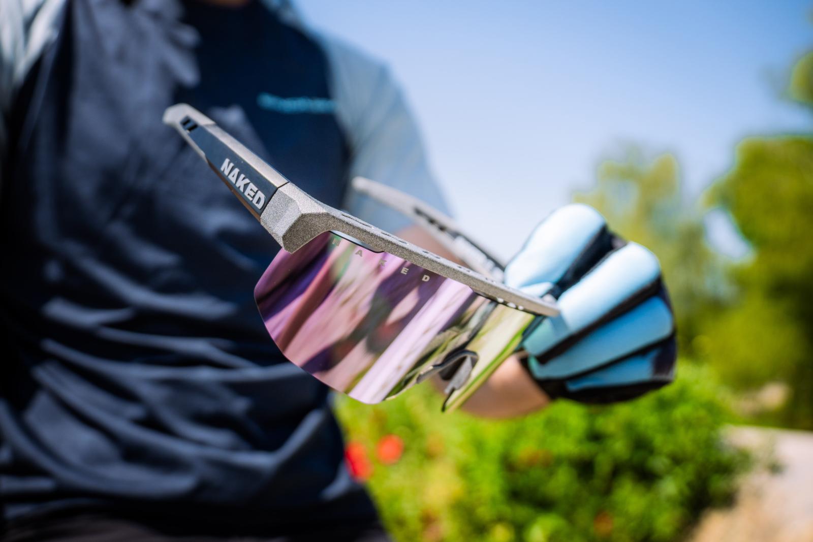 Die SHYFT – erste individuell 3D-gedruckte Sportbrille hergestellt von NAKED Optics in Österreich