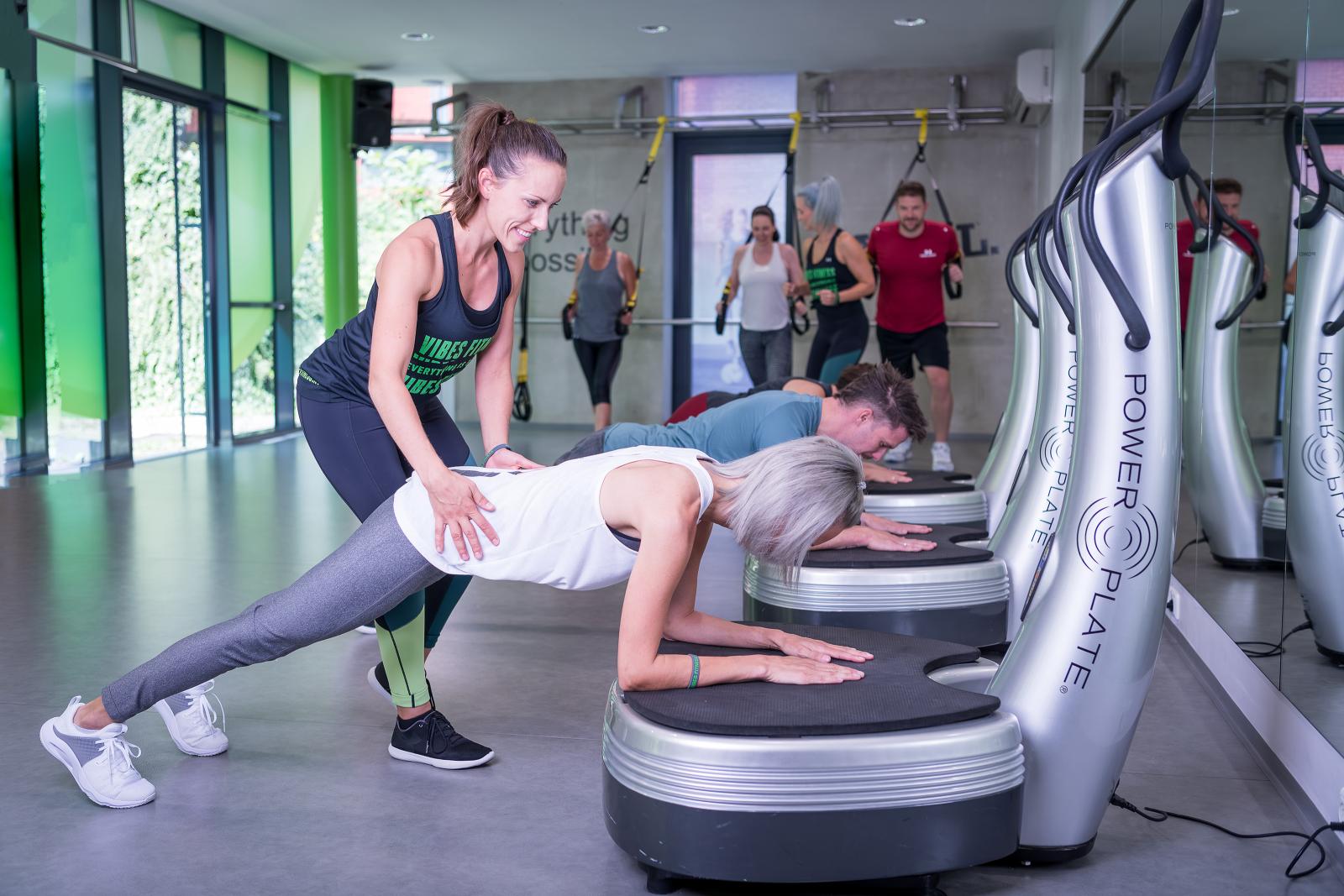 Stark durch den Sommer: Warum Krafttraining gerade jetzt so wichtig ist