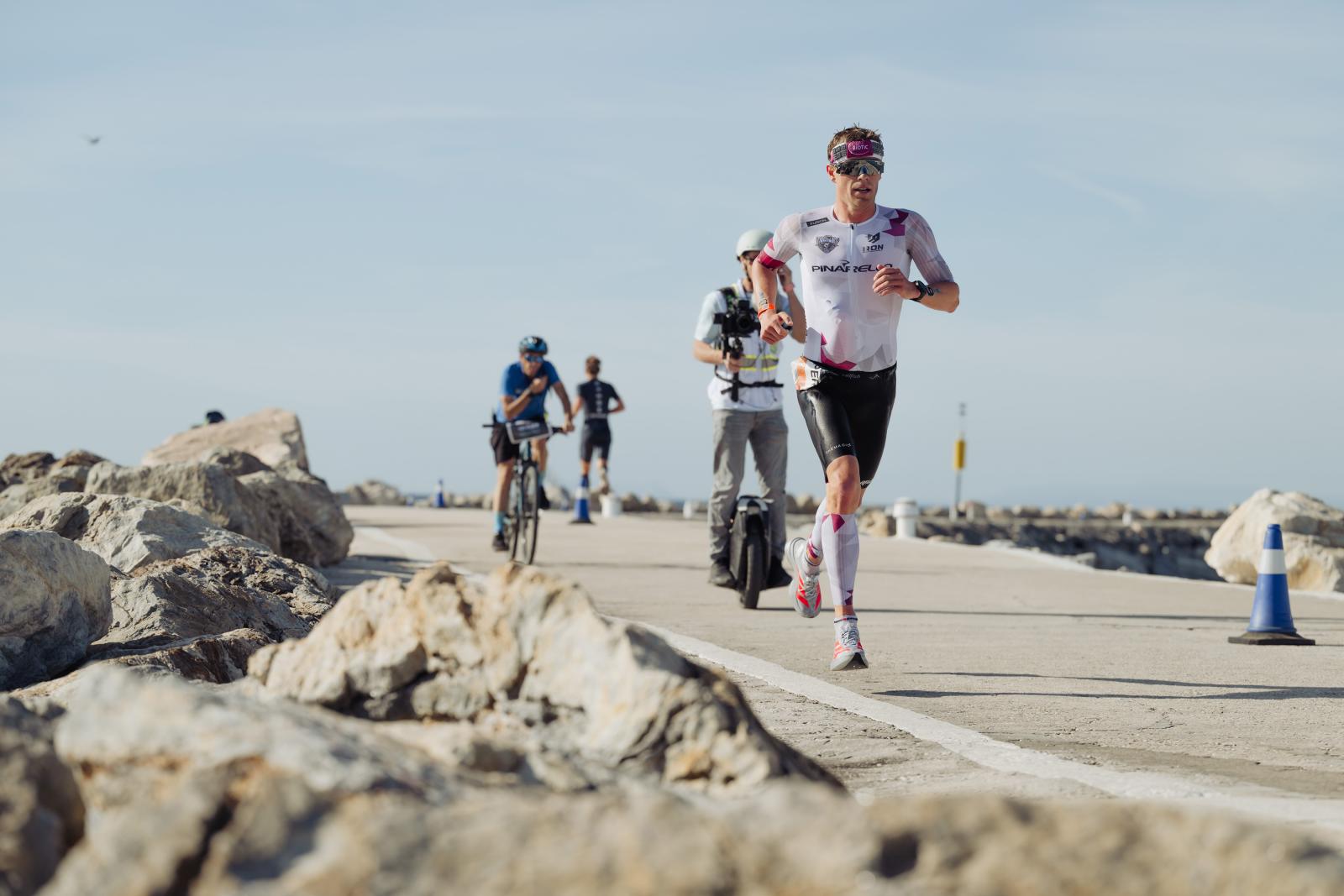 „Ich bin hungrig ...“ Ironman-Weltmeister Casper Stornes gibt Einblick in seine Trainingswelt