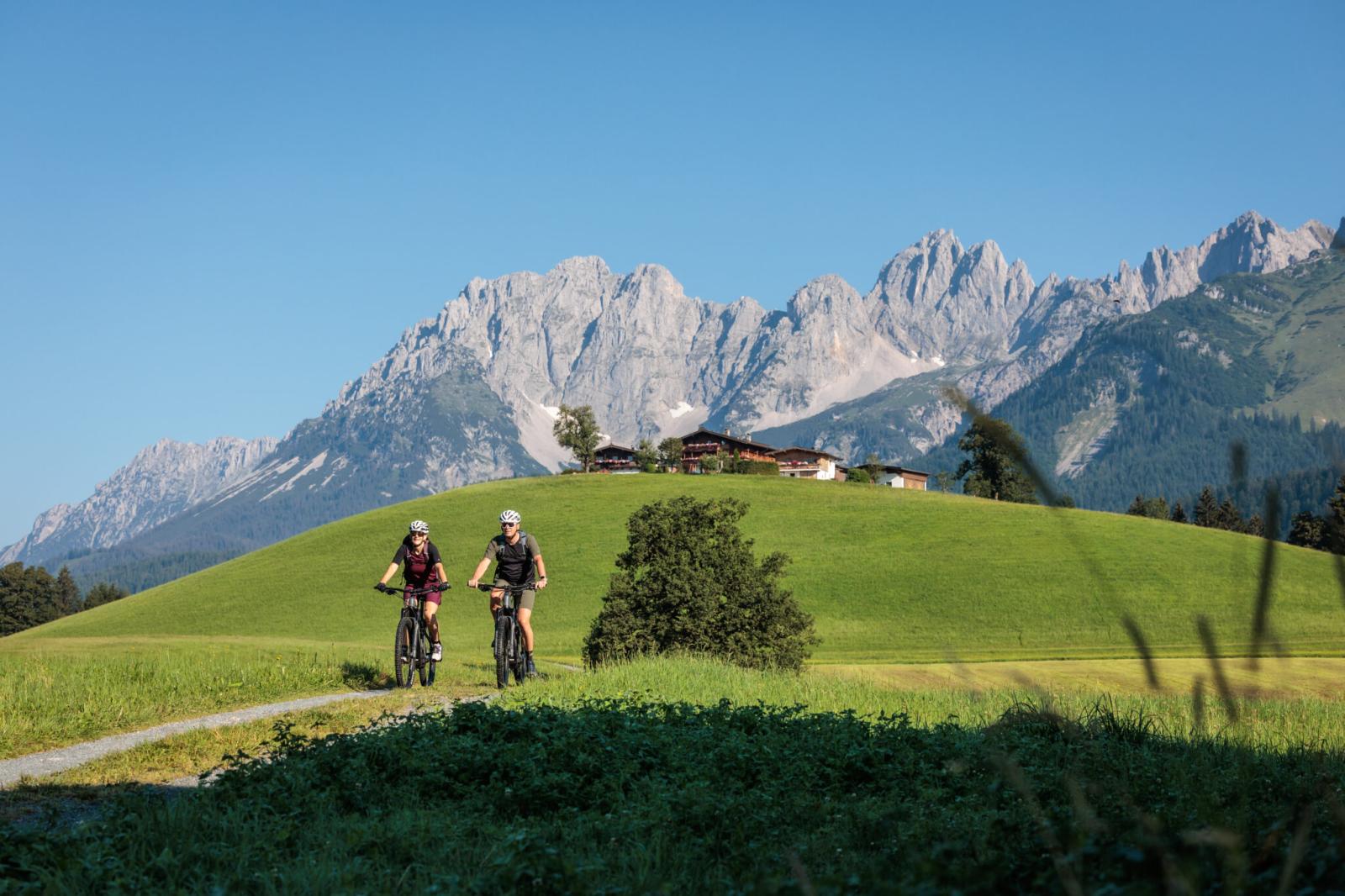 Neues Biketouren-Angebot am Kitzbüheler Alpen Trail: KAT Bike als Sternenfahrt und Light-Version