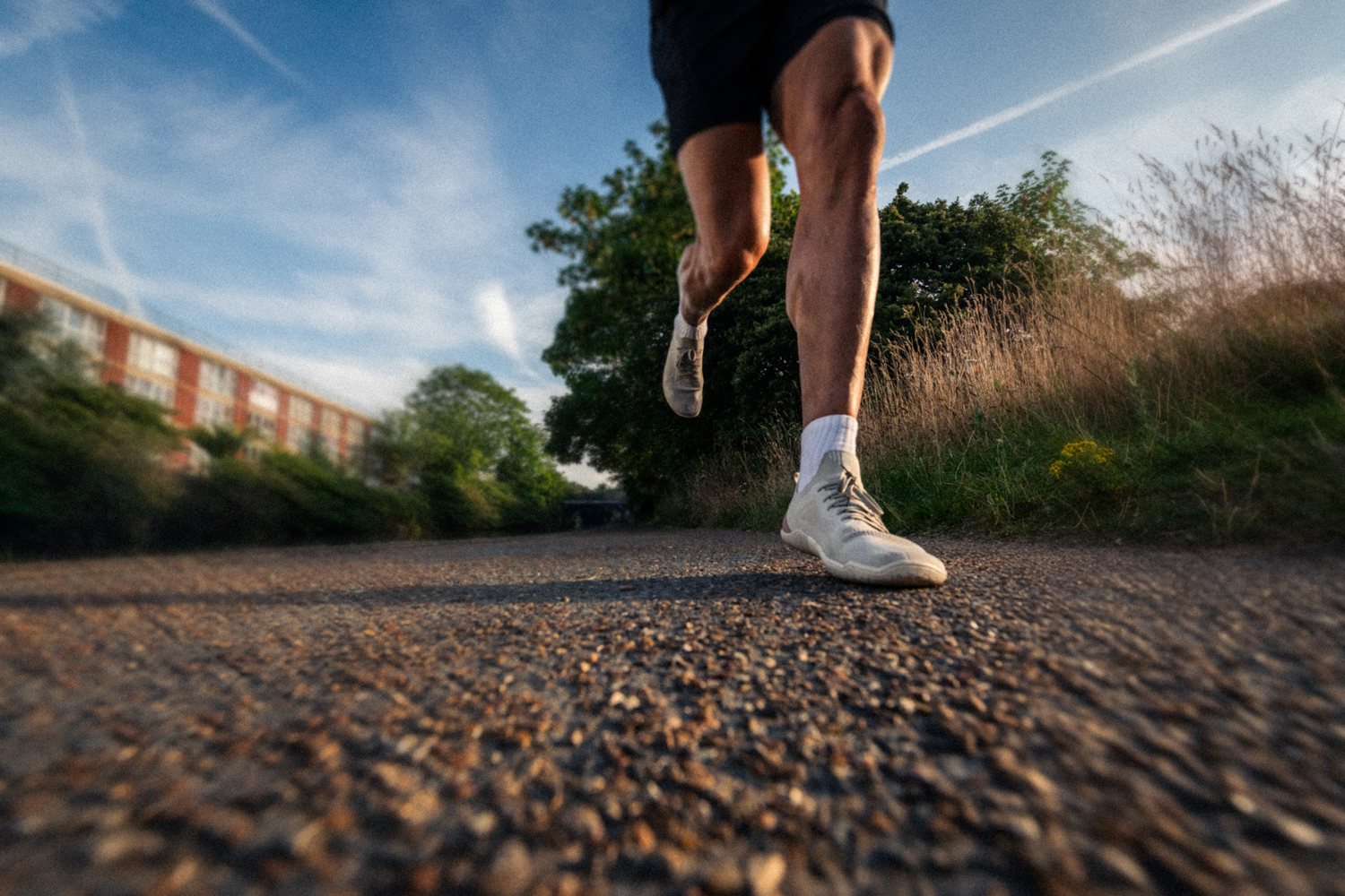 Minimal- & Barfußschuhe: Was sie bringen und wie man mit ihnen umgeht