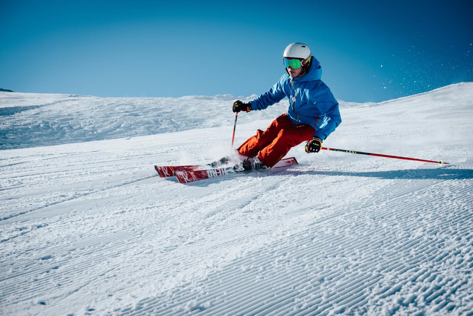 Skiausrüstung vor der Saison checken: Welche Teile Service brauchen und welche ersetzt gehören