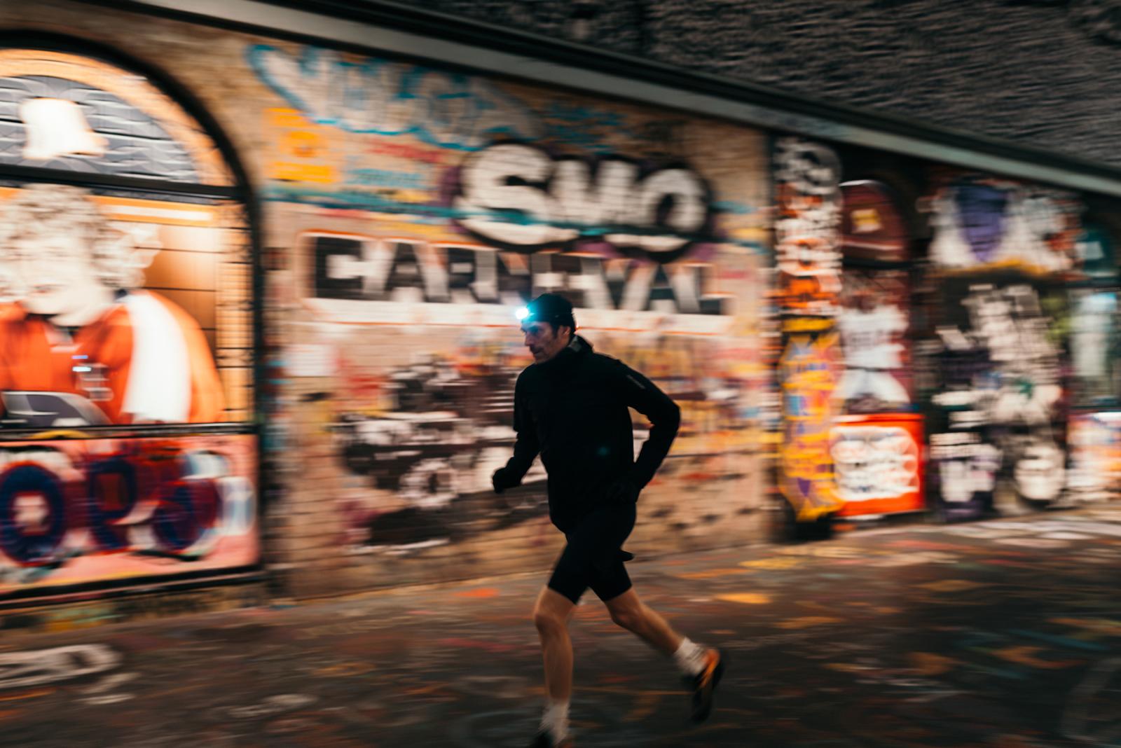 Gore-Tex-Laufschuh und Co.: die Ausrüstung für Herbstlaufrunden