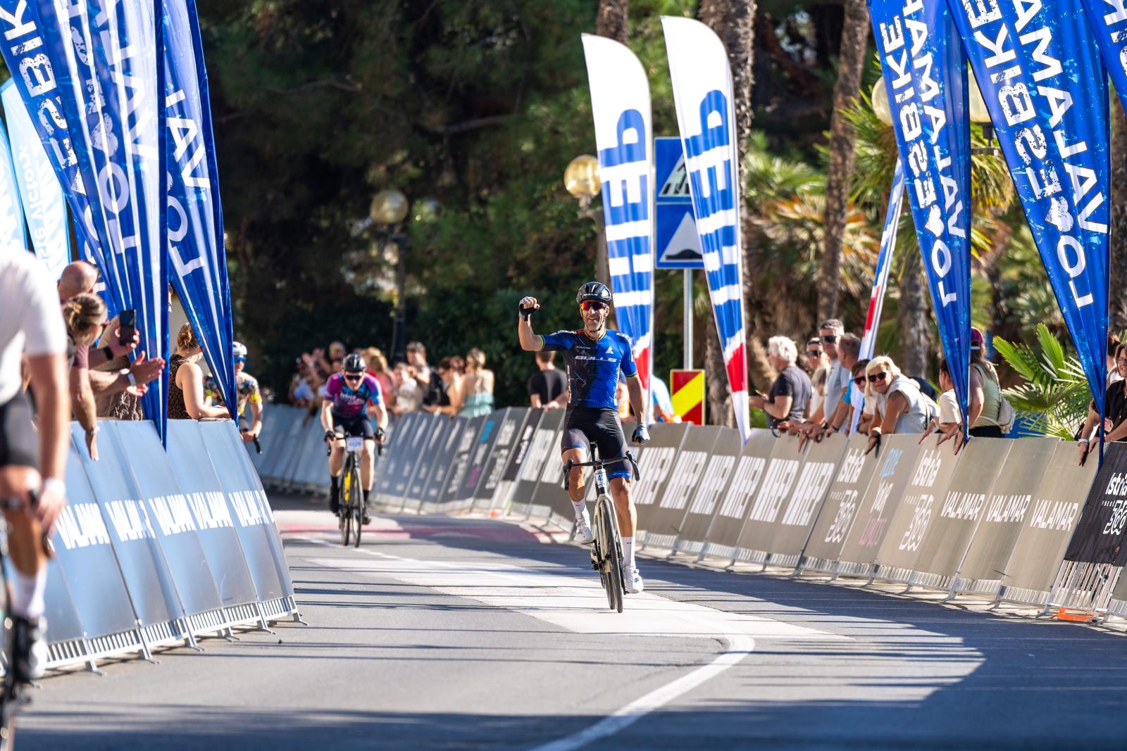 Istria300: Alban Lakata feiert zweiten Sieg zum Abschluss seiner Teamkarriere