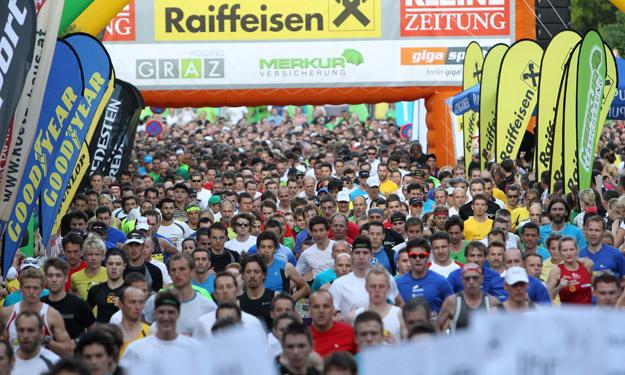 LAUFSPORT - Raiffeisen Businesslauf 2012 / Bild: (c) GEPA pictures (GEPA pictures/ Christian Walgram) LAUFSPORT - Raiffeisen Businesslauf 2012