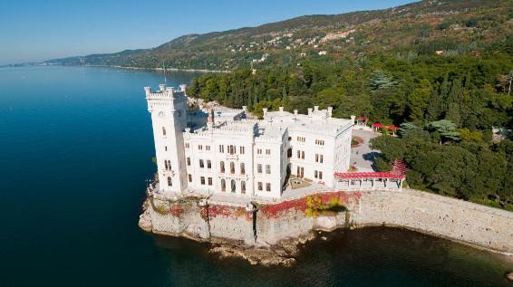 Unterwegs am Alpe-Adria-Trail – Etappe 34: Duino - Prosecco / Bild: Kärnten Werbung GmbH / AlpeAdriaTrail Unterwegs am Alpe-Adria-Trail – Etappe 34: Duino - Prosecco / Bild: Kärnten Werbung GmbH / AlpeAdriaTrail