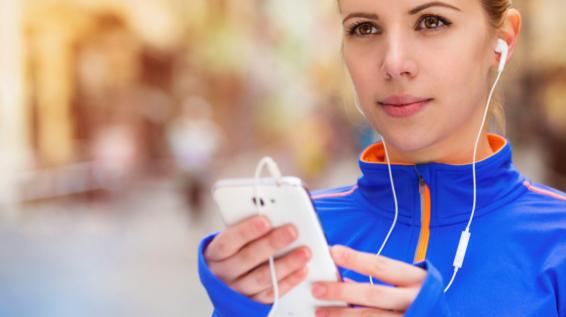 Im Praxistest: Was kann race-checker.com? / Bild: iStock / Halfpoint