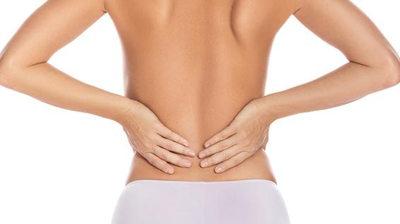 Vorsicht, Schwachstelle: Ursachen und Therapie bei Bandscheibenvorfall und Wirbelgleiten / Bild: iStock / BLACKDAY