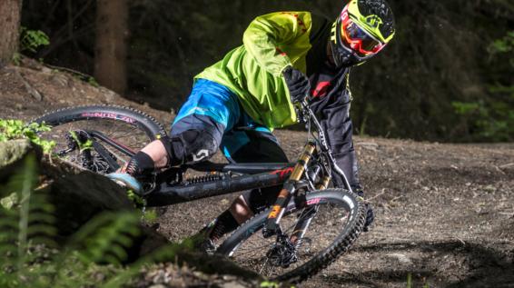 Downhill-Neuheit 2017: das Bergamont Straitline / Bild: Hersteller