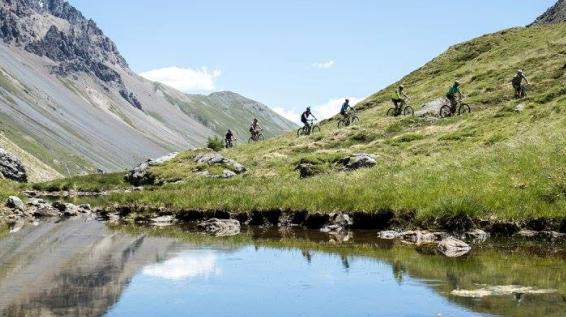 Österreichischer Sieg bei Bike Transalp 2016 / Bild: Markus Greber Österreichischer Sieg bei Bike Transalp 2016 / Bild: Markus Greber