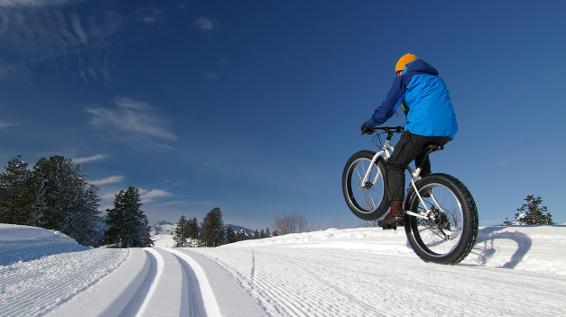 Biken im Winter / Bild: istock / methowtime Biken im Winter / Bild: istock / methowtime