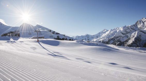 Für Frühaufsteher und Langschläfer: Early Morning und Full Moon Skiing im Zillertal / Bild: Zillertal Tourismus