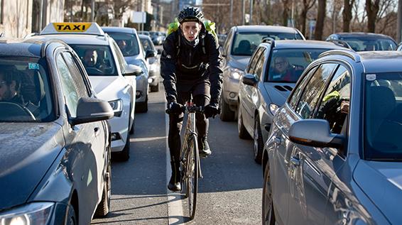 Live dabei: So sieht ein Tag im Leben eines Fahrradboten aus / Bild: Thomas Polzer Live dabei: So sieht ein Tag im Leben eines Fahrradboten aus / Bild: Thomas Polzer