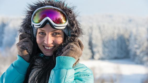 Frauen ticken anders: Das kann die Skiausrüstung für die Dame / Bild: iStock / CandyBoxImages Frauen ticken anders: Das kann die Skiausrüstung für die Dame / Bild: iStock / CandyBoxImages