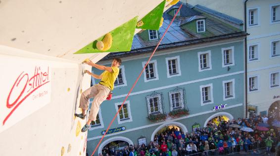Kletter-Premiere: Start zum Free Solo Masters Mahü in Wien / Bild: Expa Pictures Kletter-Premiere: Start zum Free Solo Masters Mahü in Wien / Bild: Expa Pictures