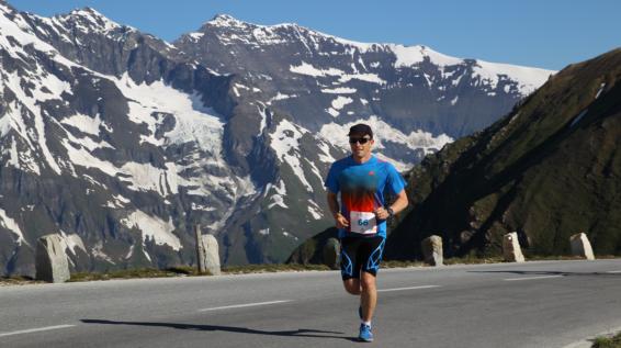 Zuerst 13 Kilometer auf der Großglockner- Hochalpenstraße rauf ins Ziel ... / Bild: Glocknerkönig / www.global-pix.com Zuerst 13 Kilometer auf der Großglockner- Hochalpenstraße rauf ins Ziel ... / Bild: Glocknerkönig / www.global-pix.com