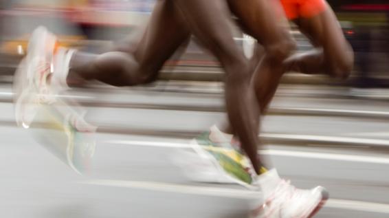 Betrug: Mann schmuggelt sich kurz vor Ziel in Nairobi Marathon und wird Zweiter / Bild: iStock Betrug: Mann schmuggelt sich kurz vor Ziel in Nairobi Marathon und wird Zweiter / Bild: iStock