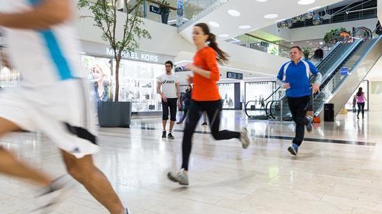 Donau Zentrum lädt zu Lauftrainings mit dem Staatsmeister / Bild: Donau Zentrum