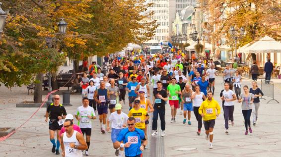 Laufevents im Herbst: Saisonende? Von wegen! / Bild: iStock / master2 Laufevents im Herbst: Saisonende? Von wegen! / Bild: iStock / master2