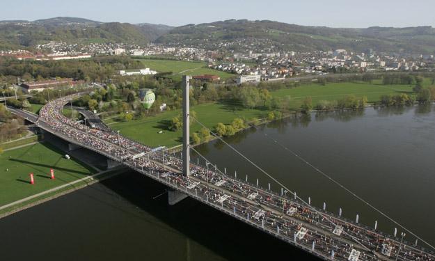 LINZ DONAU MARATHON