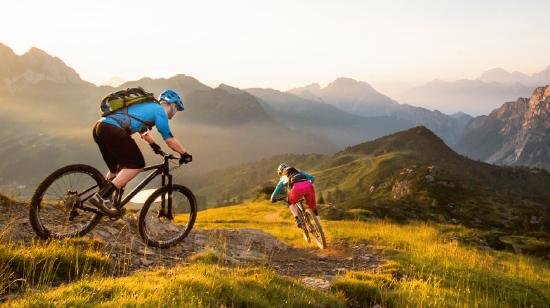 Kärntens Südwesten: Mehr seen beim Biken / Bild: NPW Tourismus Urlaub Mountainbike Nassfeld Pressegger See Weissensee Kaernten Sport