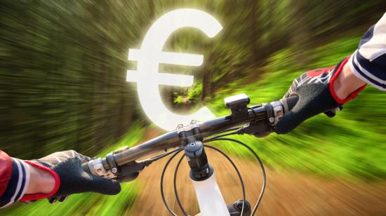 Mittendrin: Das ist ja so teuer wie mein Auto! / Bild: iStock Mittendrin: Das ist ja so teuer wie mein Auto! / Bild: iStock