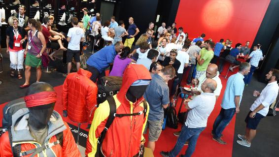 Hotspot für Branchenakteure aus aller Welt: Das war die OutDoor 2015 / Bild: Messe Friedrichshafen GmbH Hotspot für Branchenakteure aus aller Welt: Das war die OutDoor 2015 / Bild: Messe Friedrichshafen GmbH