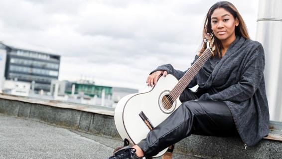 Alaba-Mania auch bei der Österreich Rundfahrt 2015 / Bild: Wivilotta / Olivia Weigelt Alaba-Mania auch bei der Österreich Rundfahrt 2015 / Bild: Wivilotta / Olivia Weigelt