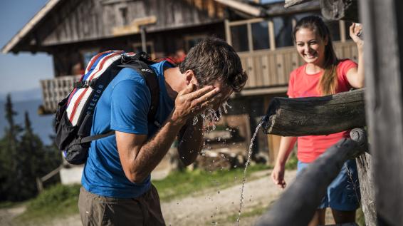 Pause in der Ferienregion Kronplatz / Bild: TVB Kronplatz / Hannes Niederkofler Pause in der Ferienregion Kronplatz / Bild: TVB Kronplatz / Hannes Niederkofler