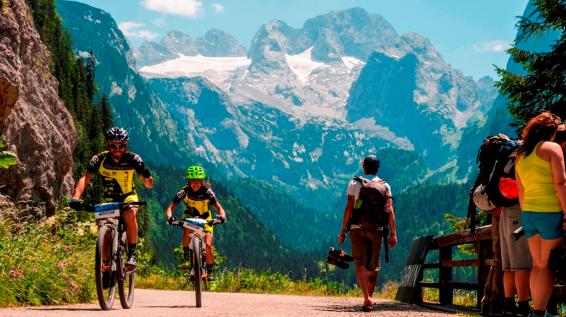 Kostenlose Ausfahrten, Techniktrainings und Kinderprogramm im Salzkammergut / Bild: Gerhard Reitbauer Kostenlose Ausfahrten, Techniktrainings und Kinderprogramm im Salzkammergut / Bild: Gerhard Reitbauer