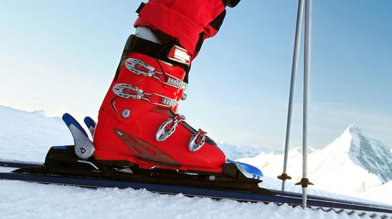 Leihen, testen, kaufen: Ski-Sharing als Zukunftsmodell / Bild: iStock / marina_karkalicheva Leihen, testen, kaufen: Ski-Sharing als Zukunftsmodell / Bild: iStock / marina_karkalicheva