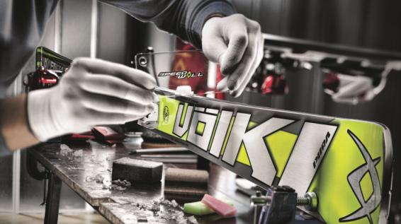 Vom Wachsen und Kantenschleifen: Der richtige Skiservice / Bild: Völkl Vom Wachsen und Kantenschleifen: Der richtige Skiservice / Bild: Völkl