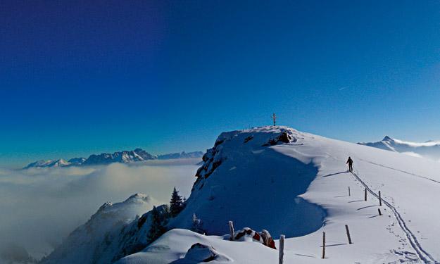 Skitouren Touren fuer Fruehstarter / Bild: Bergbahnen Stuckkogel Skitouren fuer Fruehstarter