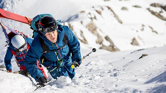 Skitourenmode: Diese Trends für 2017/18 darfst du nicht verpassen / Bild: Salewa