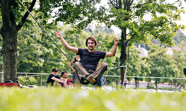 Spec SLACKLINE Blitzkurs / Bild: KK SLACKLINE Blitzkurs