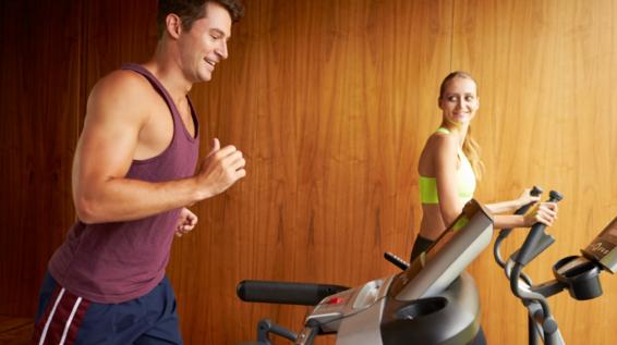 Wenn es kalt und dunkel wird: Effizientes Indoor-Training / Bild: iStock / monkeybusinessimages