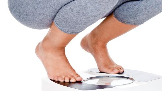 Abnehmen leicht gemacht / Bild: Fotolia Abnehmen leicht gemacht wie abnehmen gewicht verlieren gesünder leben trainieren ernährung