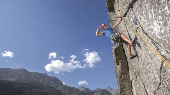 Auf dem Weg zum Gipfel mit dem Alpinkader der Naturfreunde / Bild: Naturfreunde