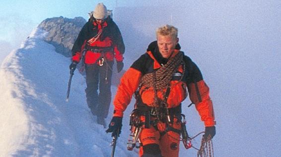 Die Bergmode der 90er und von heute im Vergleich / Bild: Mammut