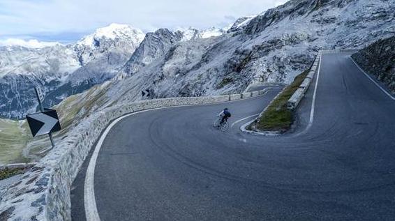 ENDURA Alpen-Traum 2014: Rennrad-Alpenüberquerung mit sensationeller Besetzung / Bild: Smaragd Medien GmbH
